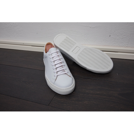 Skolyx Premium sneaker in white leather