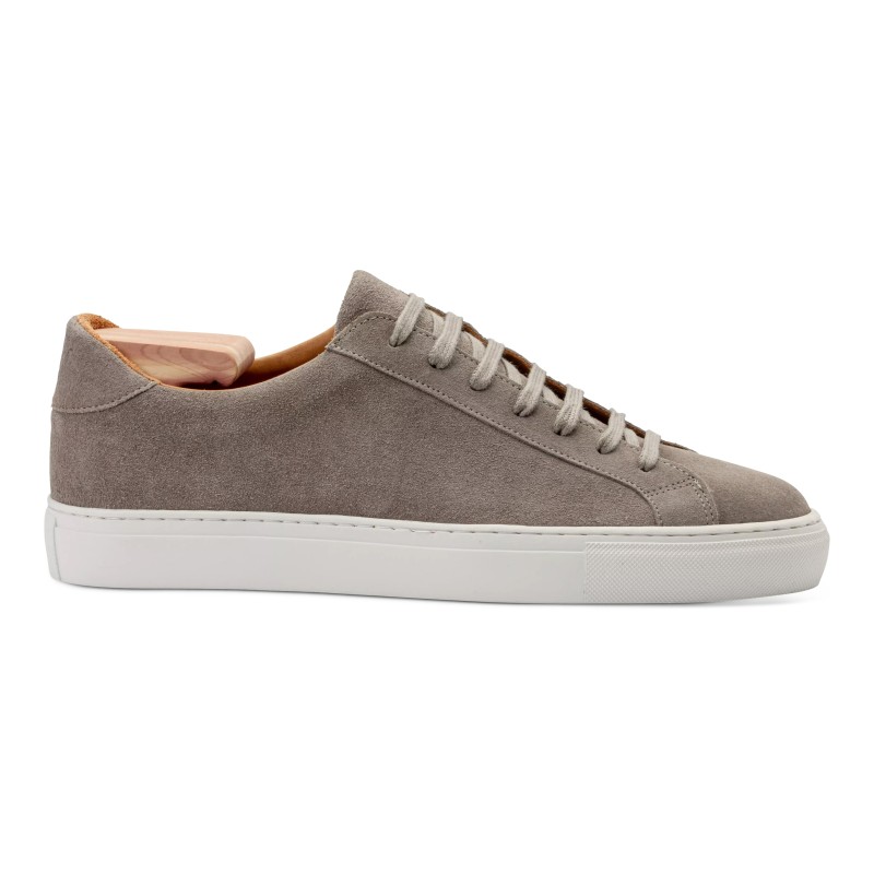 Skolyx Premium sneaker in light grey suede