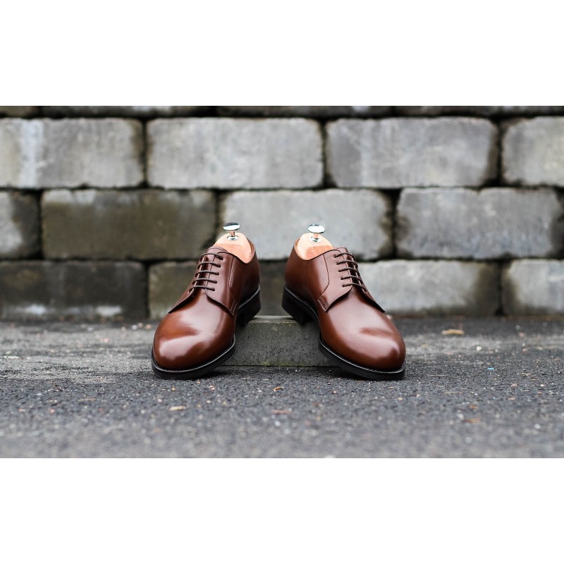 Plain toe blucher